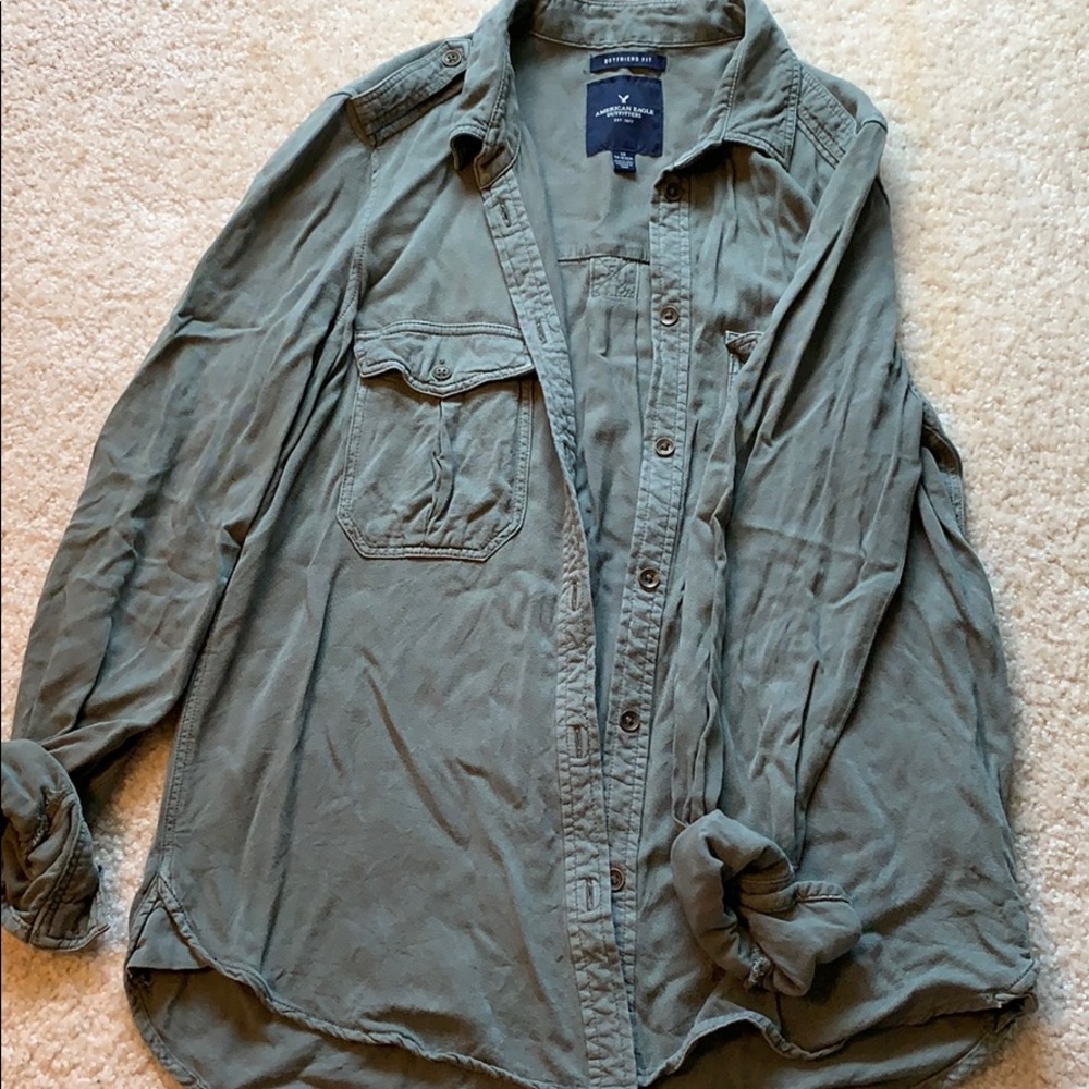 American Eagle Green Top